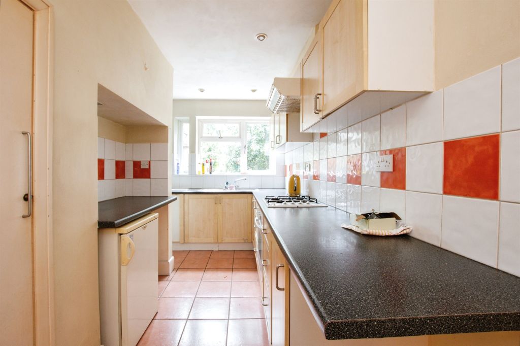 Property photo 3 of 16