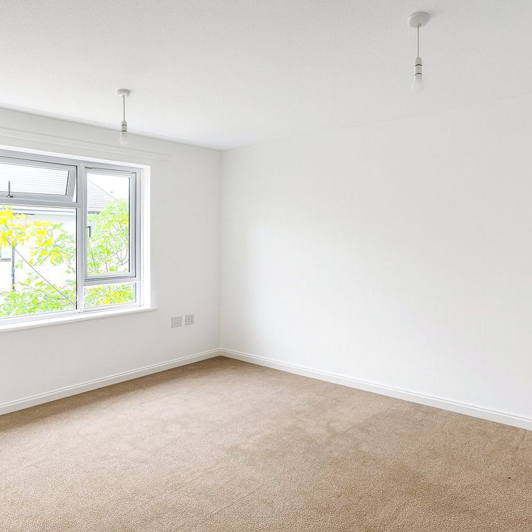 Property photo 2 of 7 Picture No. 17