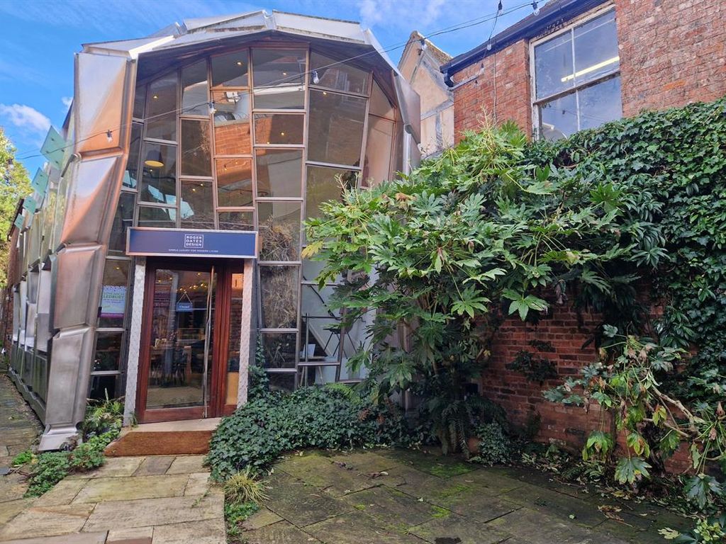 Property photo 1 of 7 Photo