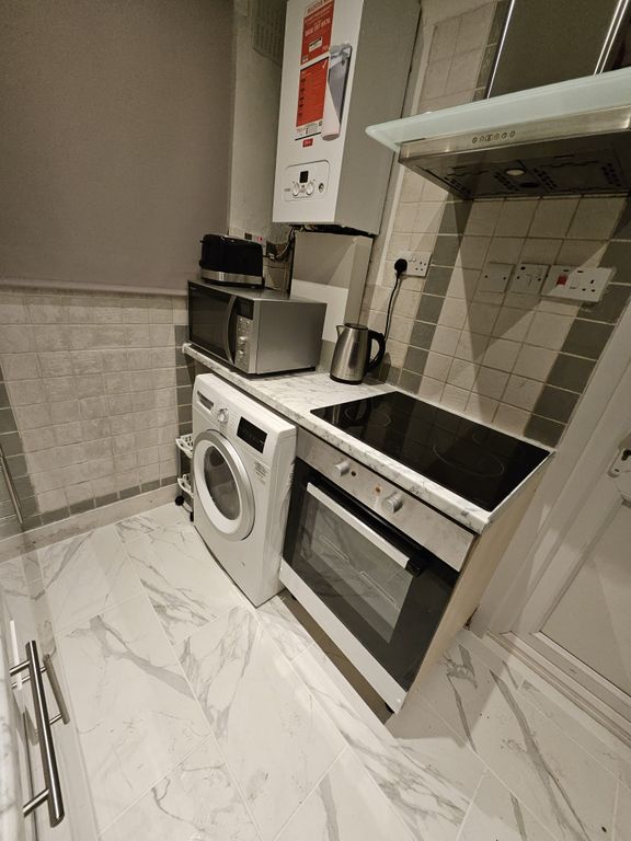 Property photo 2 of 9 Photo 2