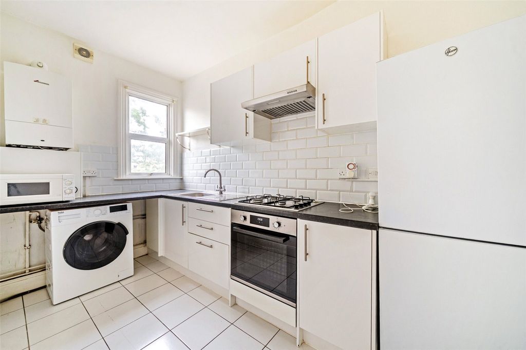 Property photo 3 of 12 Picture No. 42