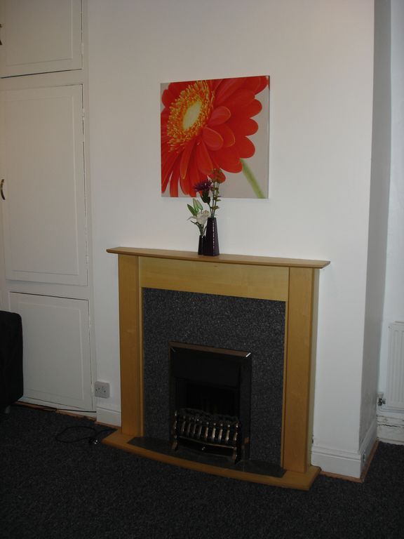 Property photo 2 of 7 Kitchen / Lounge