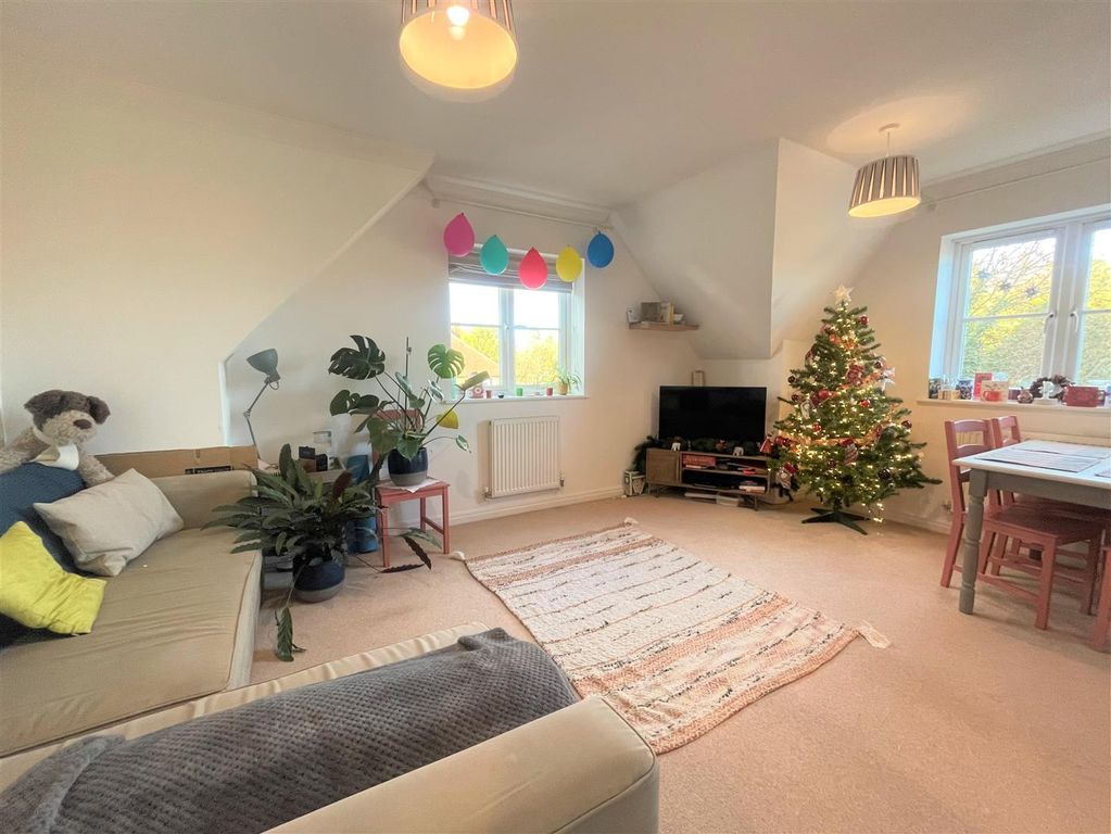 Property photo 2 of 6
