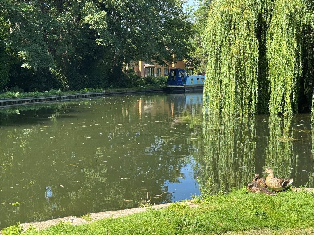 Property photo 2 of 13 Canal