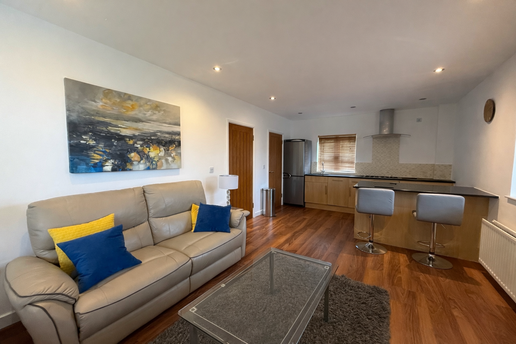 Property photo 2 of 6