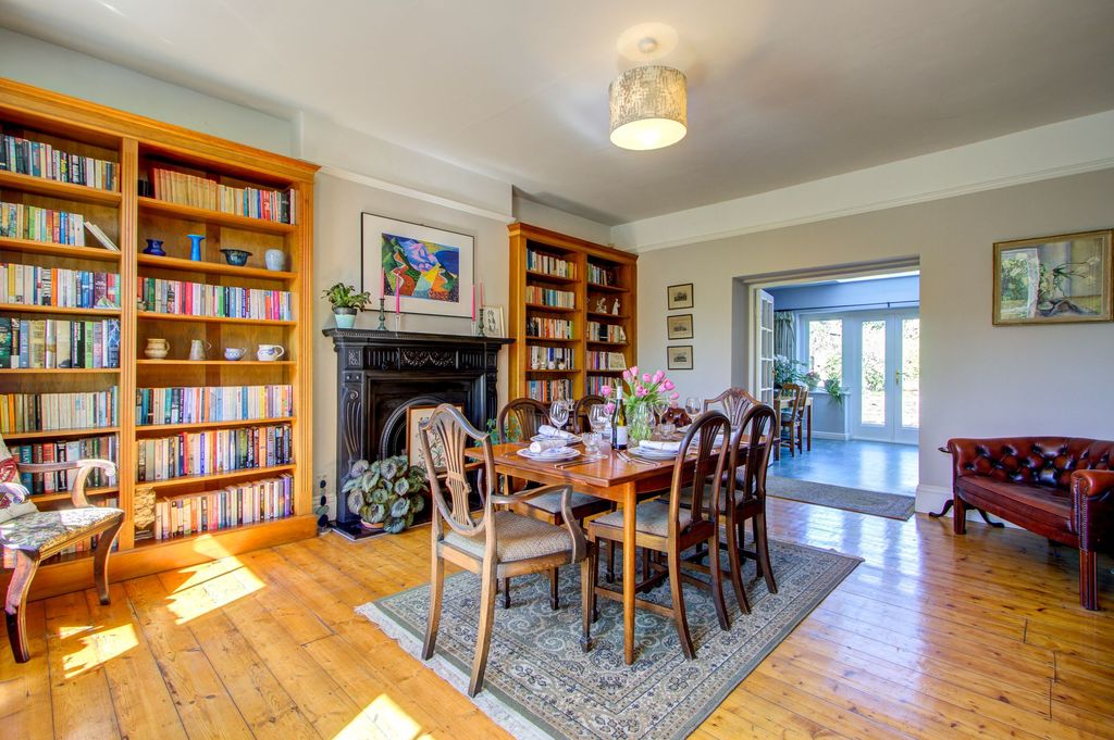 Property photo 3 of 42 Dining Room