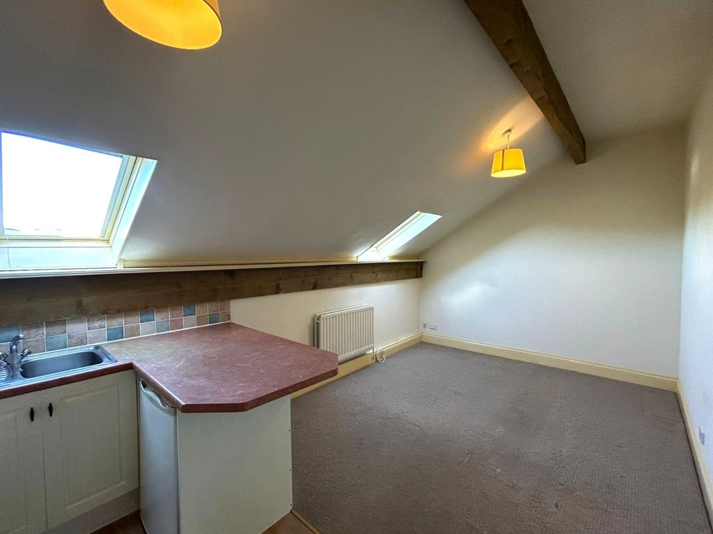 Property photo 2 of 10 Picture No. 16