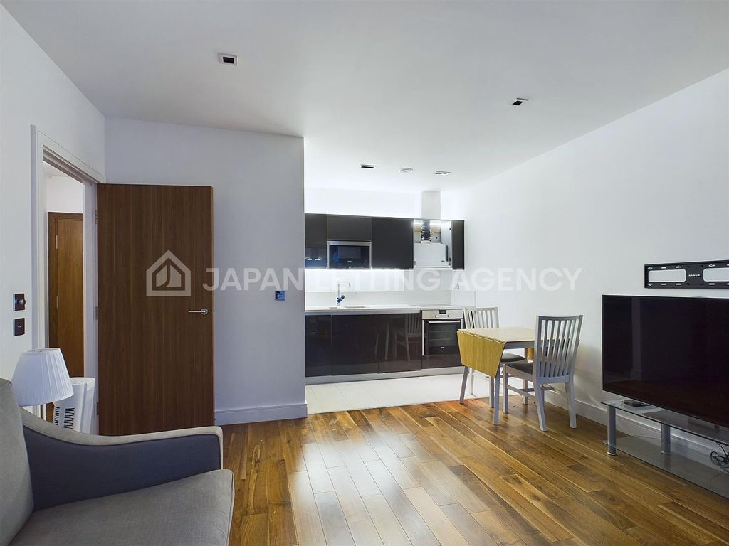 Property photo 1 of 15 Cam02206G0-Pr0058-Still002.Jpg