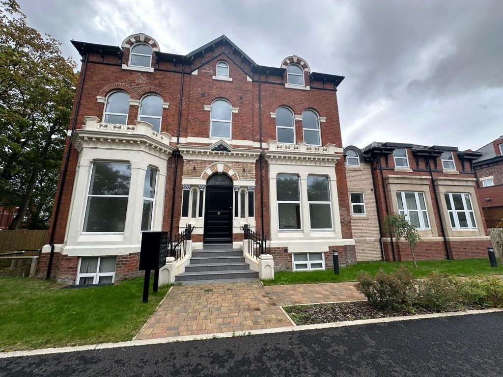 Property photo 1 of 3