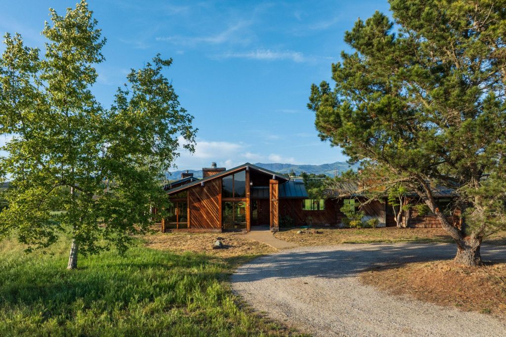 Property photo 2 of 10 <Alttext/>