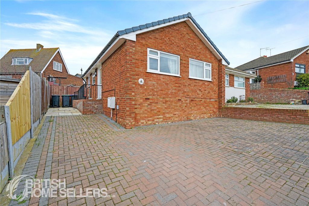 Property photo 1 of 14 Picture No. 11