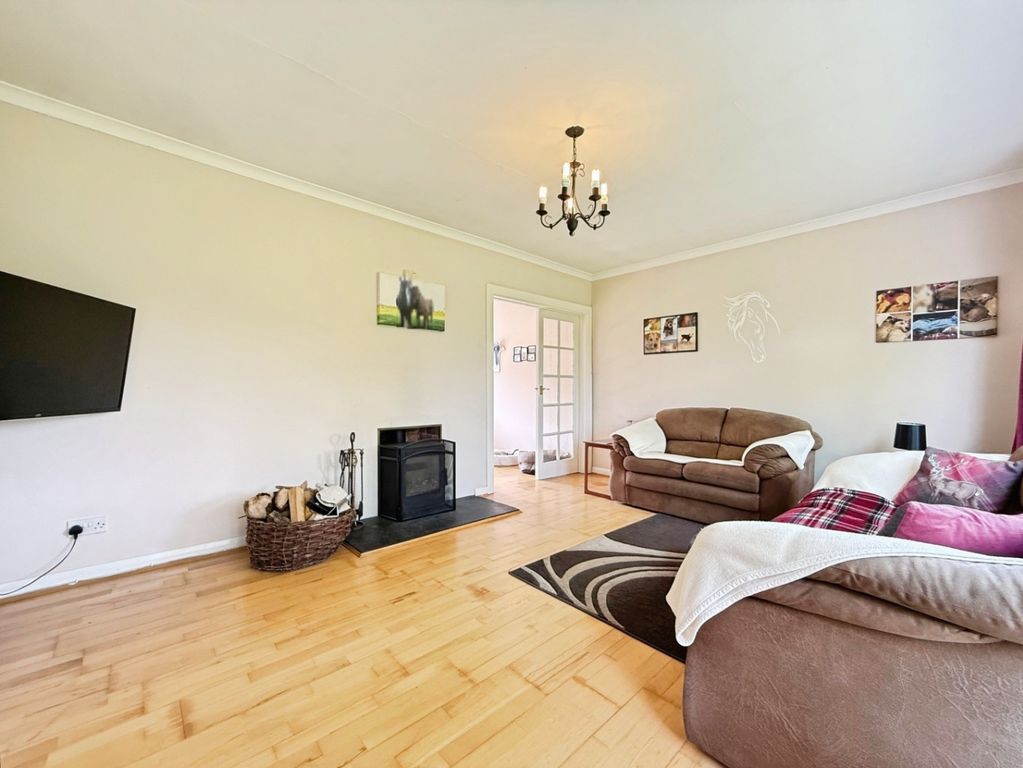 Property photo 3 of 27 5076038