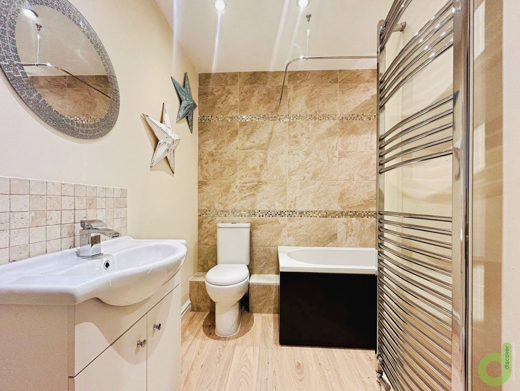 Property photo 3 of 18