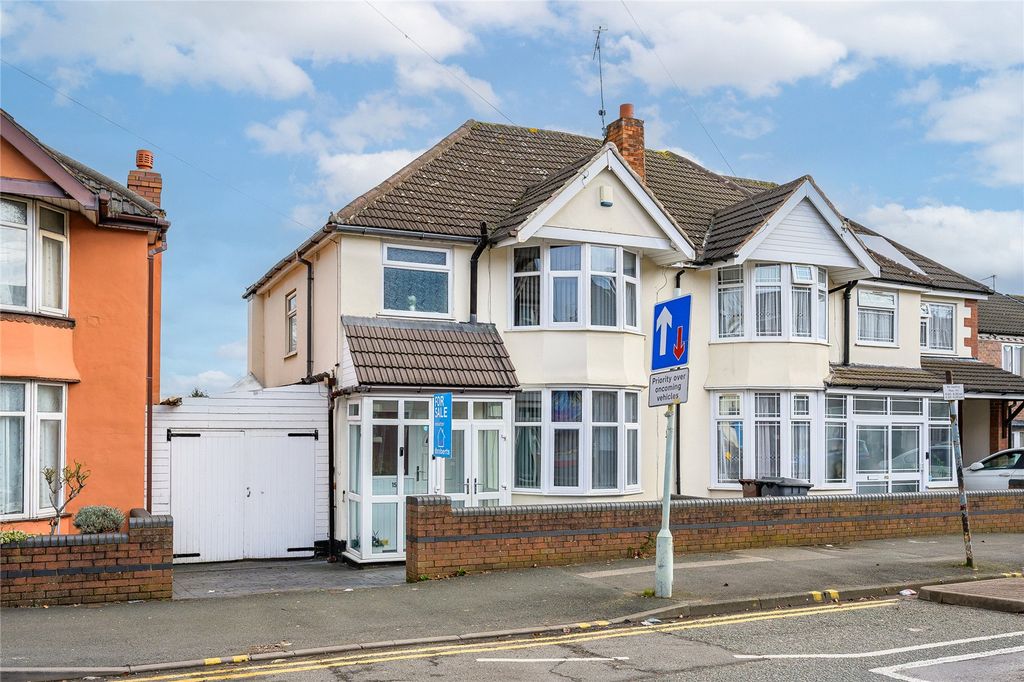 Property photo 1 of 22 Picture No. 03