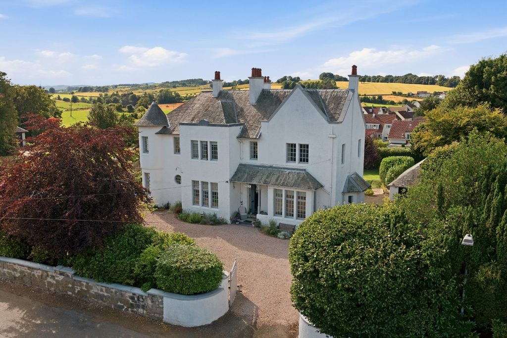Property photo 1 of 30 Beaufort