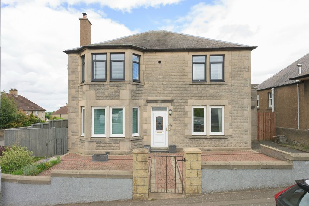 Property photo 1 of 20