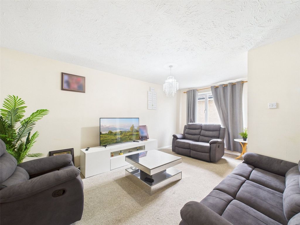 Property photo 2 of 13 Picture No. 03