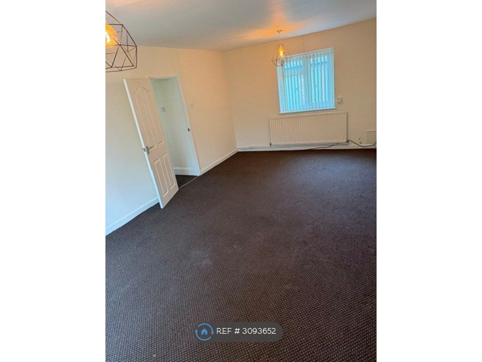 Property photo 2 of 9 Living Room