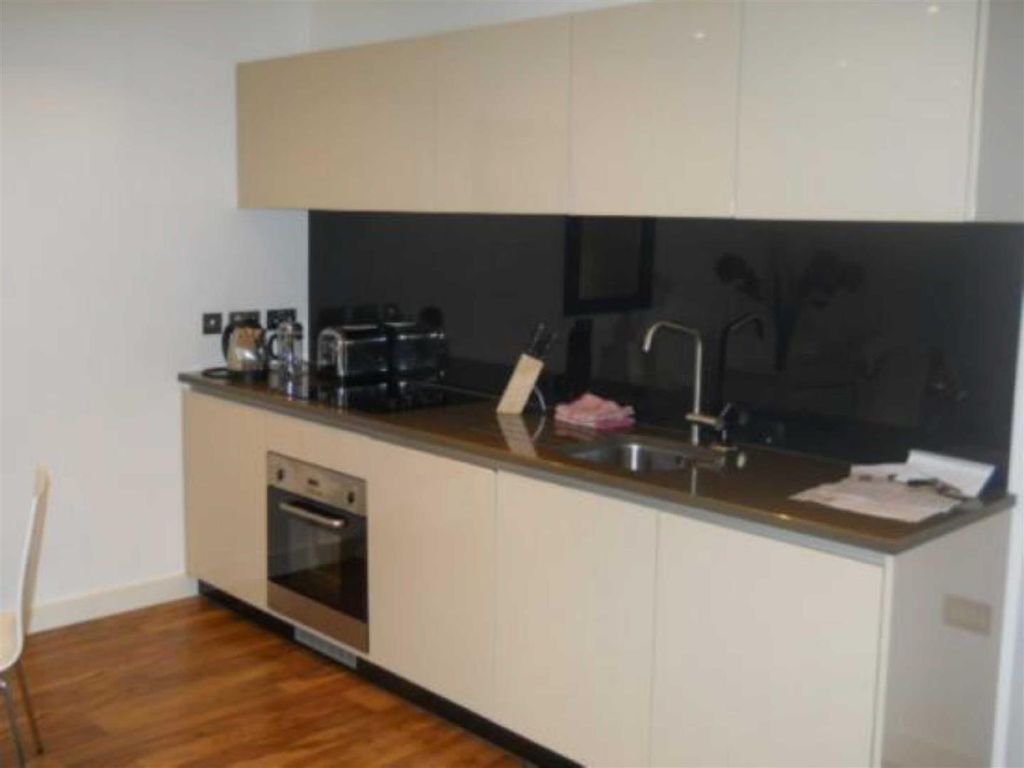 Property photo 3 of 5