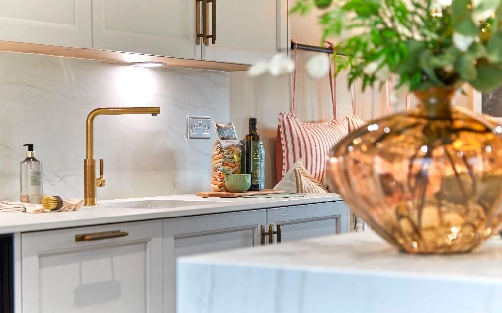 Property photo 3 of 8 Photo 6