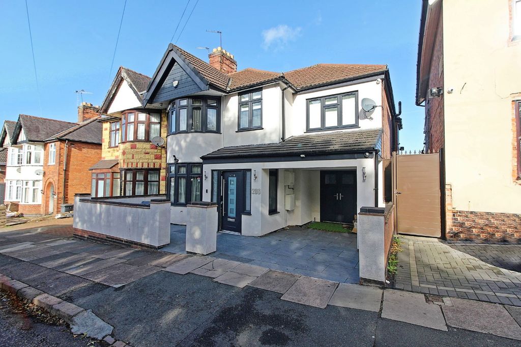 Property photo 1 of 26