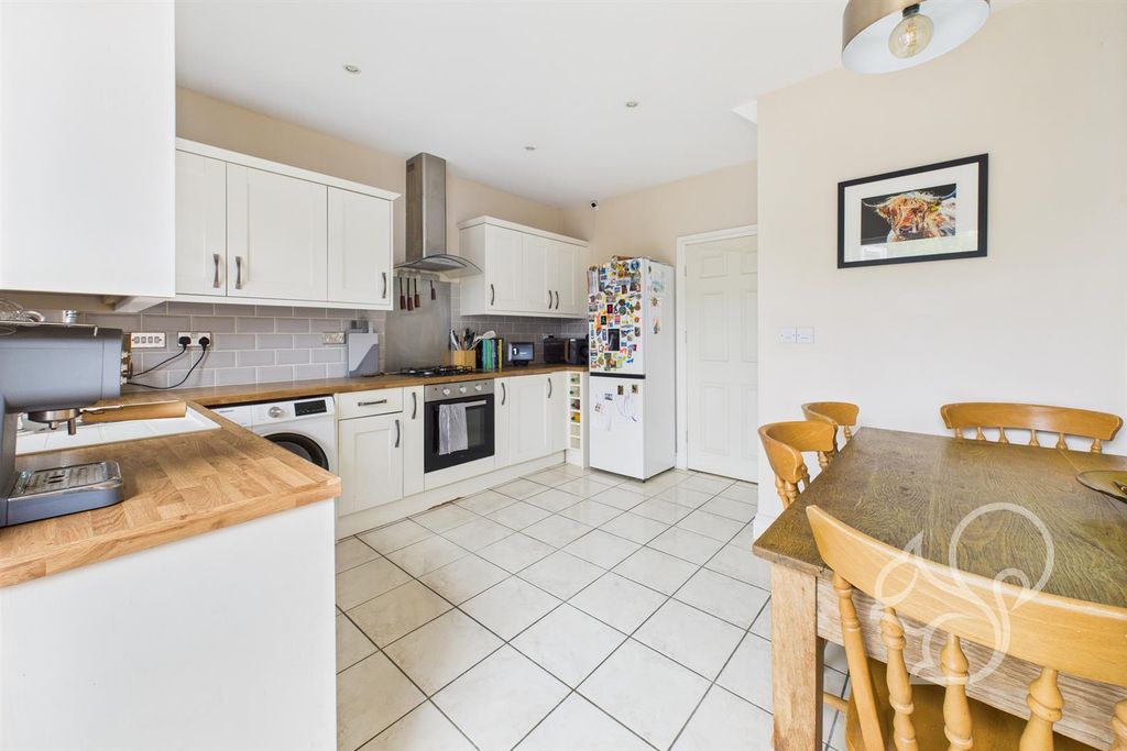 Property photo 2 of 17 Kitchen/Diner