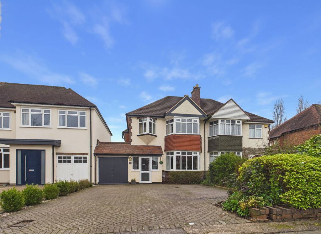 Property photo 1 of 38 Cam05459G0Pr0130Still0030011