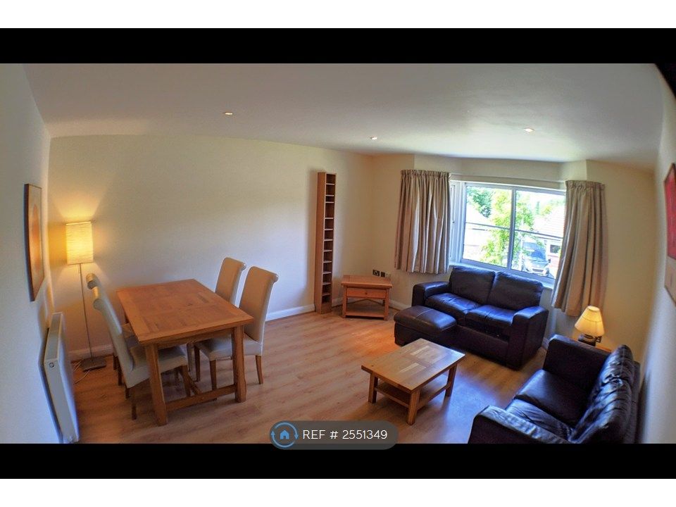 Property photo 2 of 9 Lounge