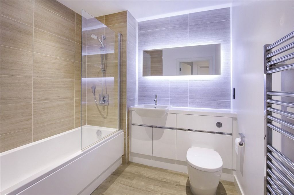 Property photo 3 of 7 Picture No. 14