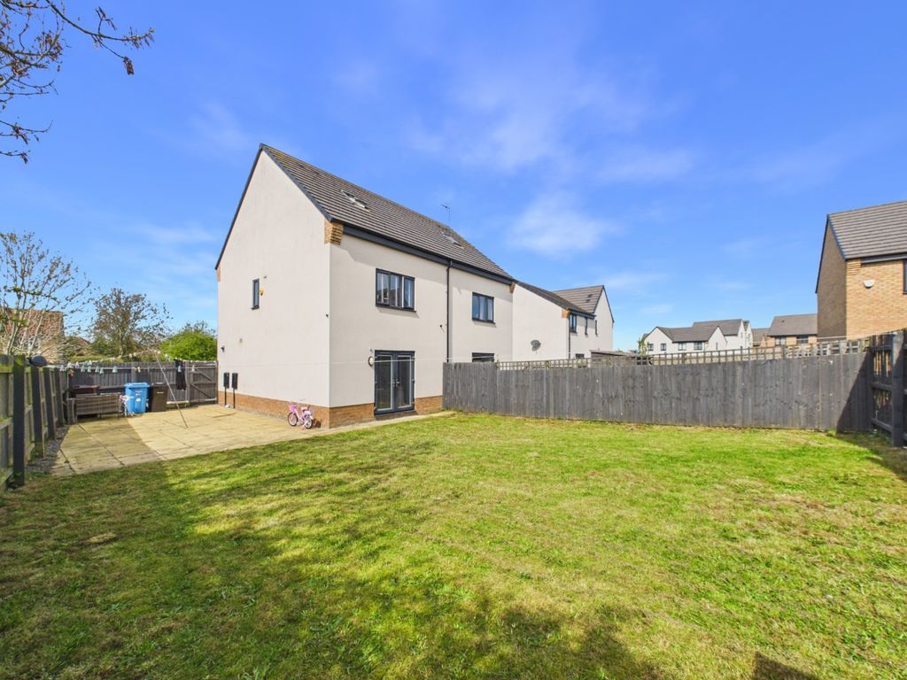 Property photo 1 of 16 5078853