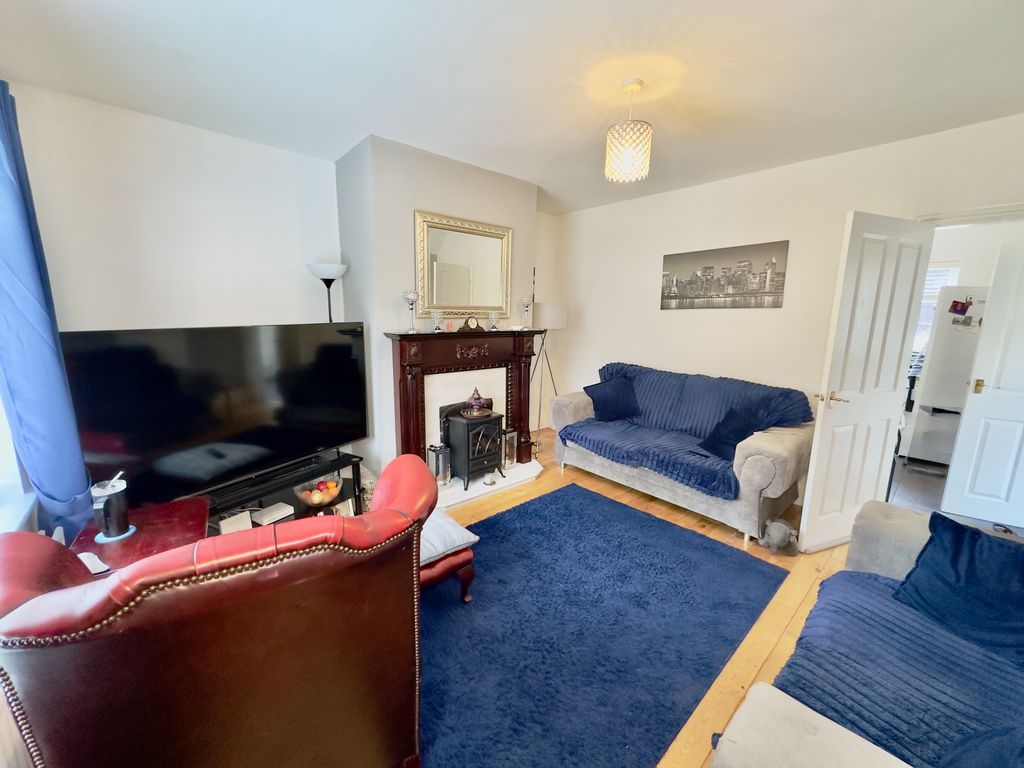 Property photo 3 of 16