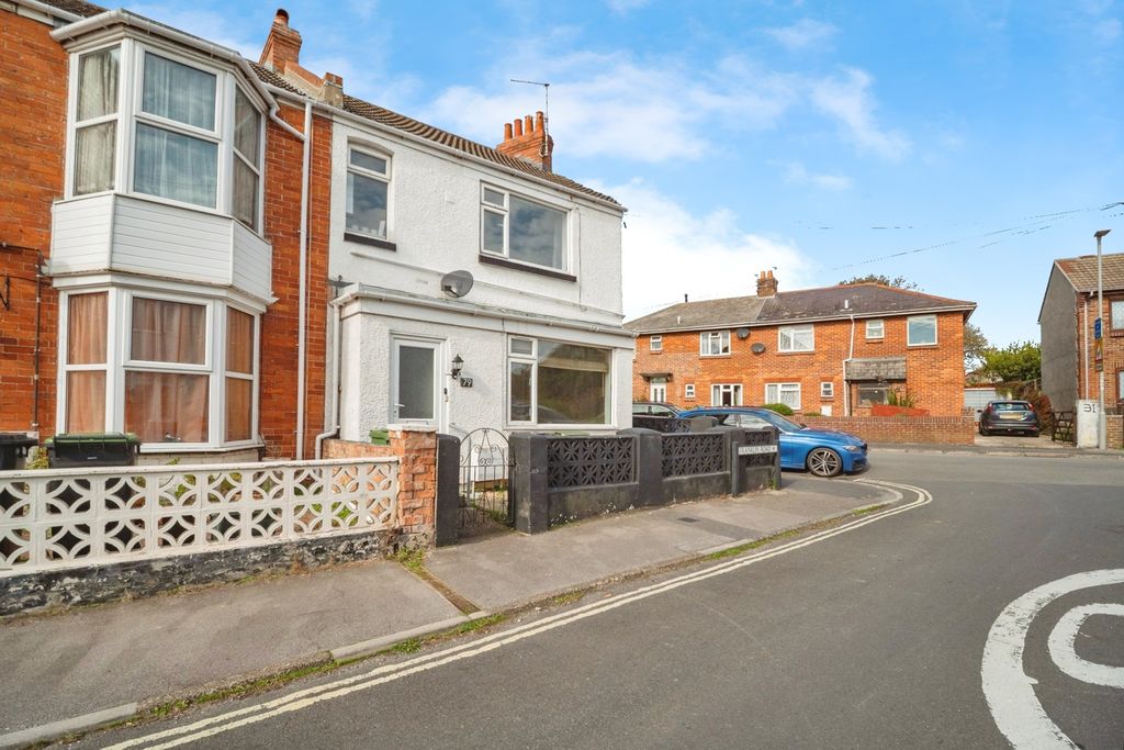 Property photo 1 of 17 Photo