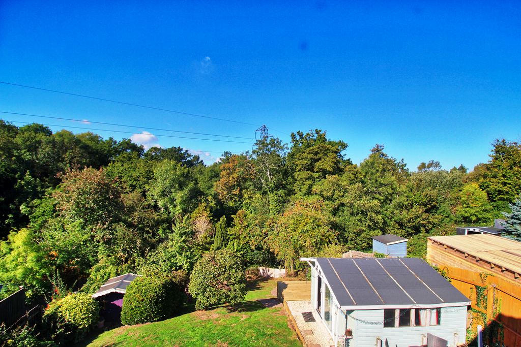 Property photo 3 of 27 Img_1410