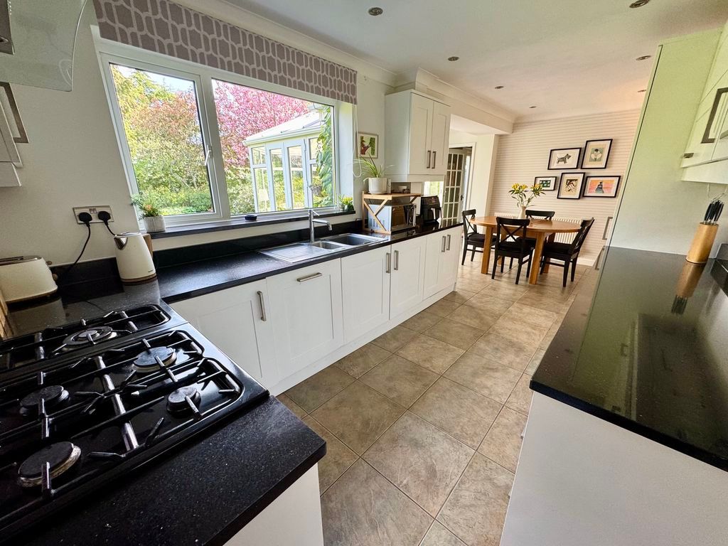Property photo 3 of 34 Open Plan Kitchen
