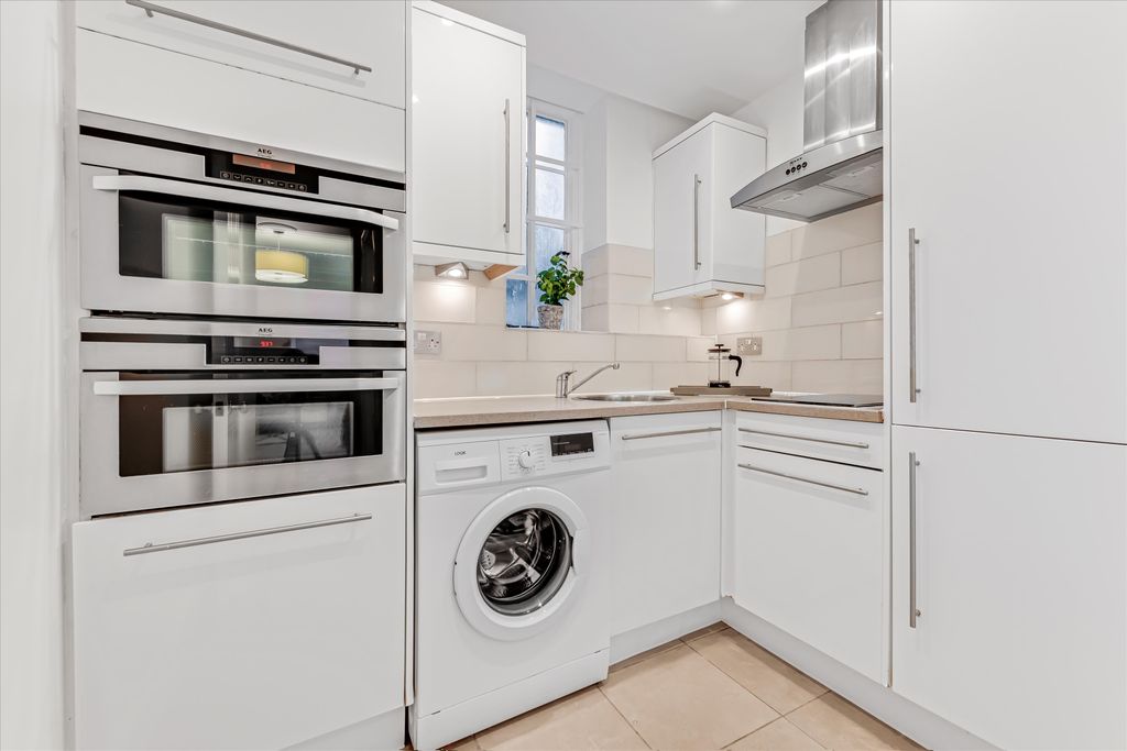 Property photo 2 of 20 Image