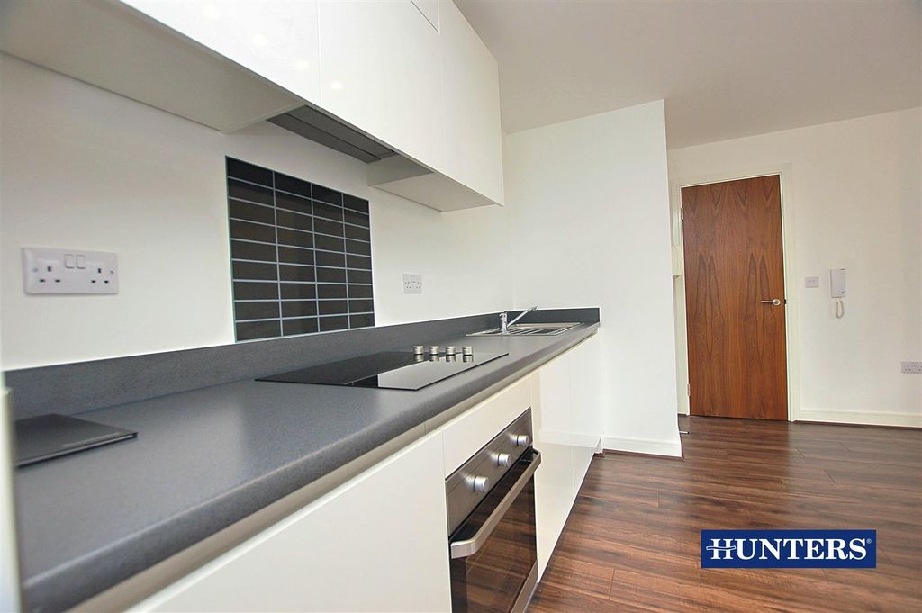 Property photo 2 of 6 Kitchen.Jpg