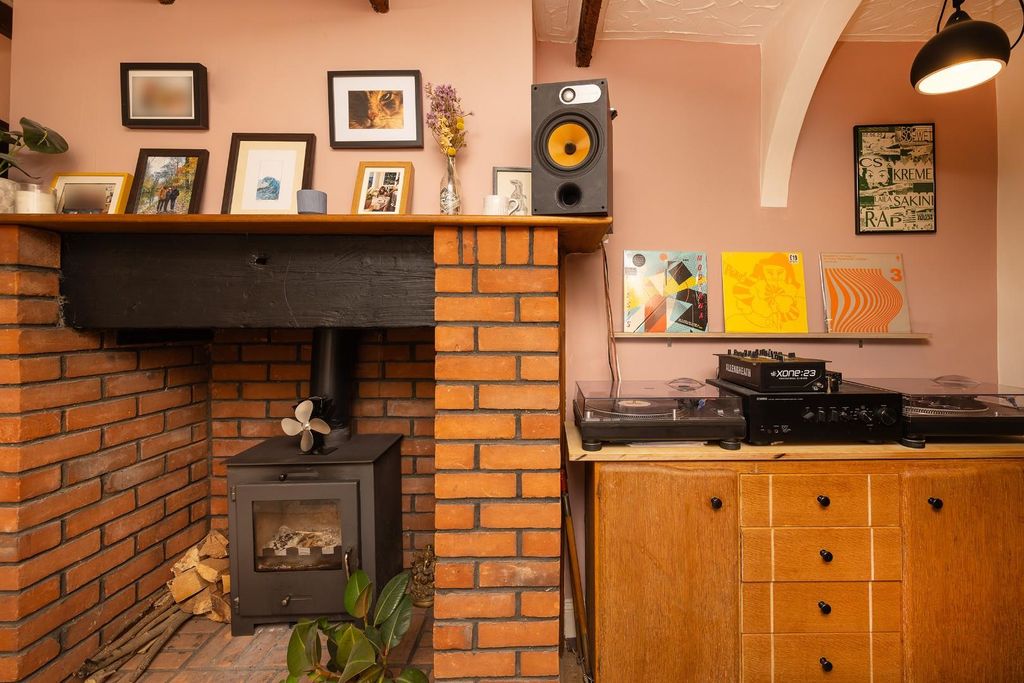 Property photo 1 of 21 Char8620.Jpg