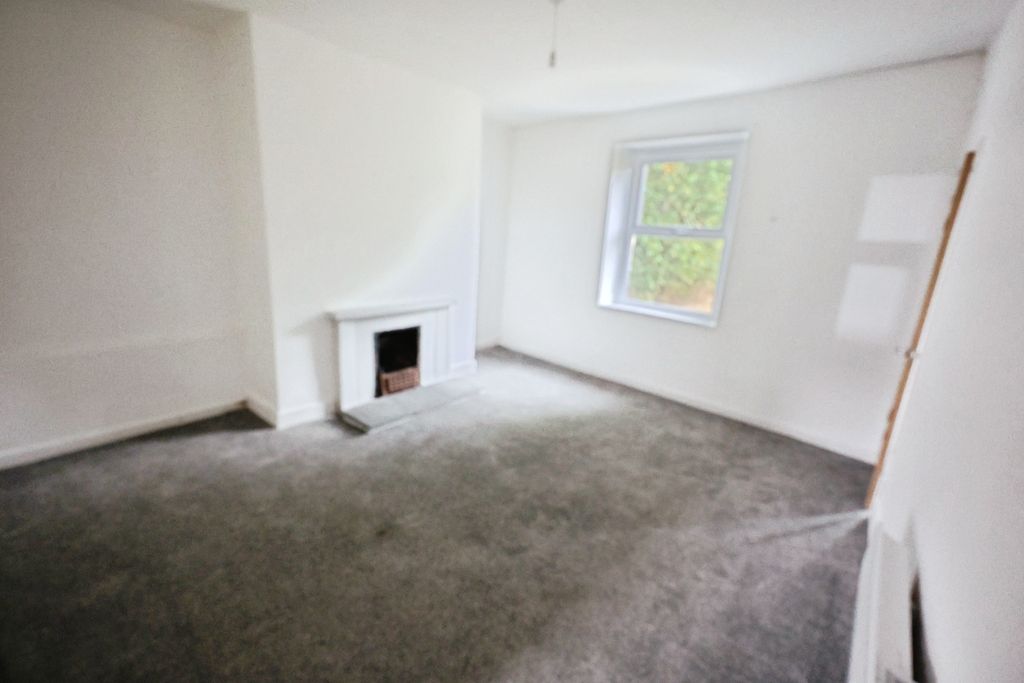 Property photo 2 of 10 Pbox-Img.Jpg