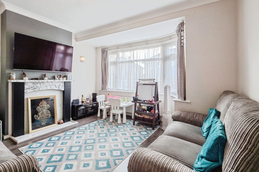 Property photo 3 of 15