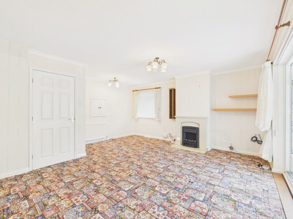 Property photo 3 of 18 5020014