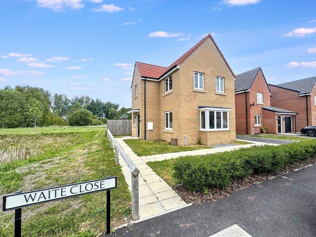 Property photo 1 of 21