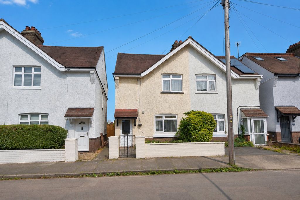 Property photo 1 of 12