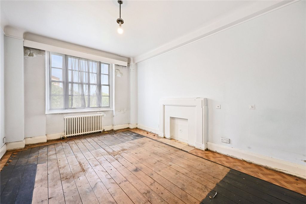 Property photo 2 of 15 Picture No. 17