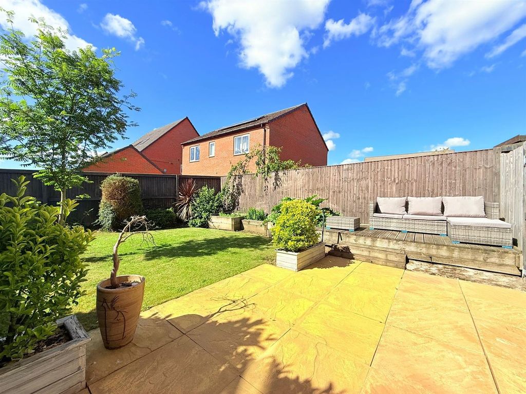 Property photo 3 of 17 15.Jpg