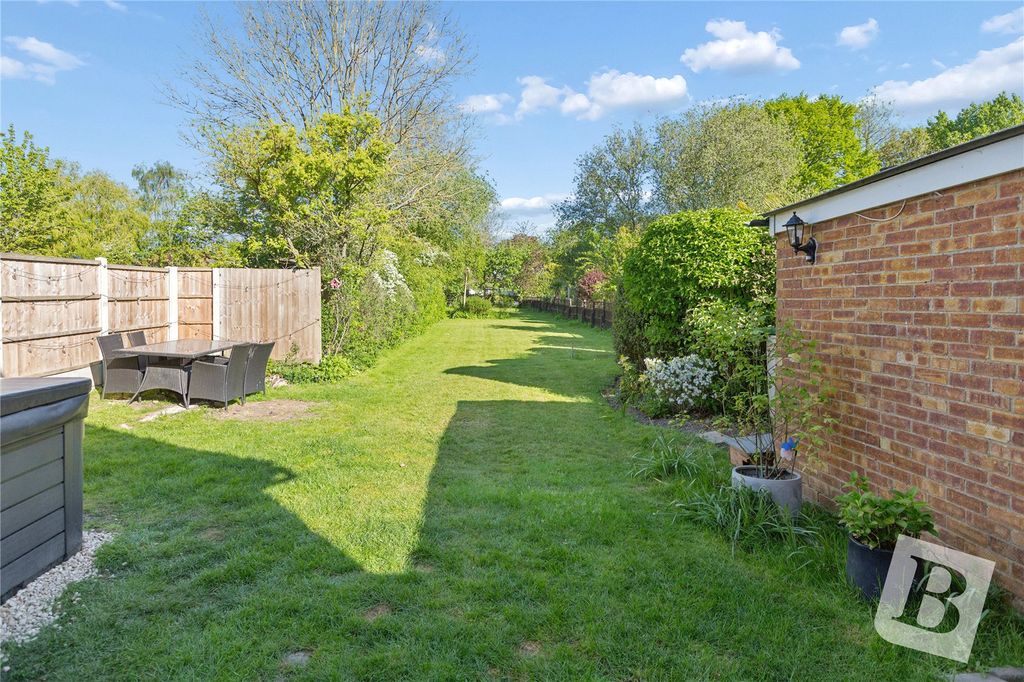 Property photo 3 of 20 Picture No. 02