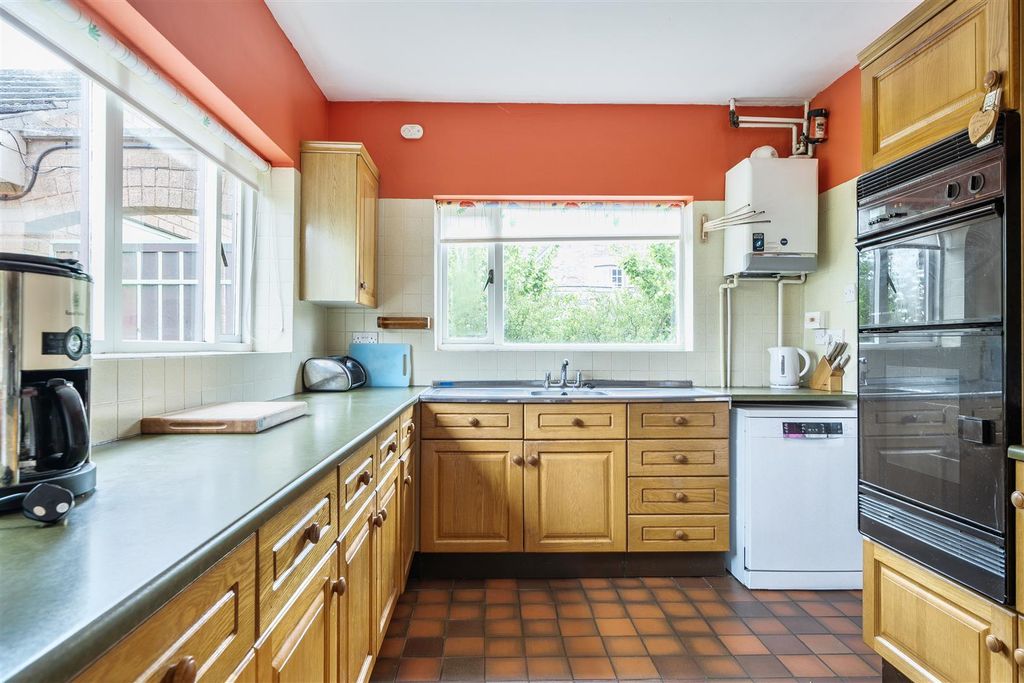 Property photo 3 of 16 3