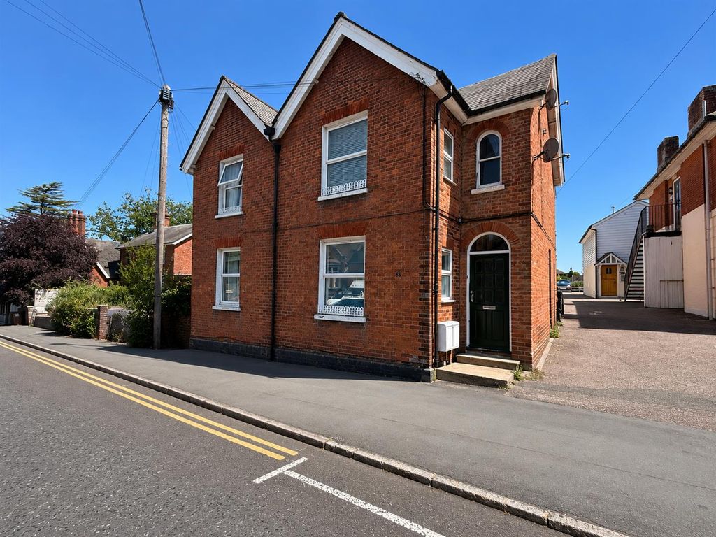 Property photo 1 of 13
