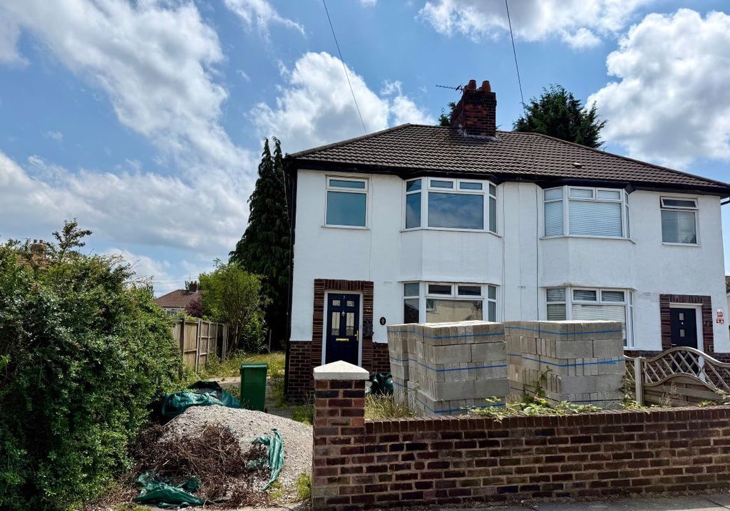 Property photo 1 of 3