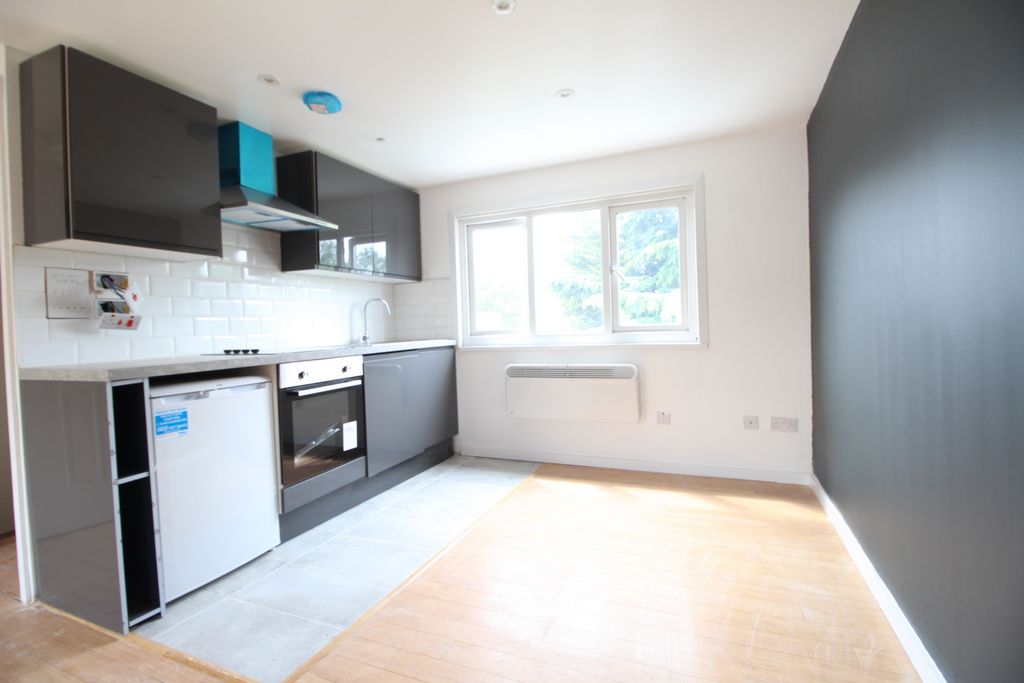 Property photo 2 of 5 Photo 1