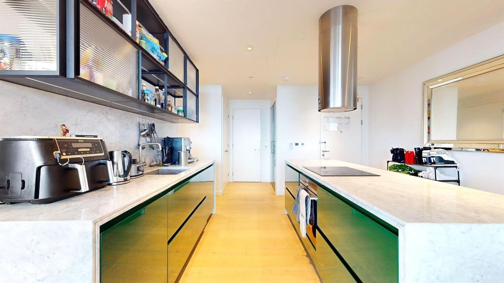 Property photo 2 of 16 Property For Sale In Bagshaw Building By Barrain L